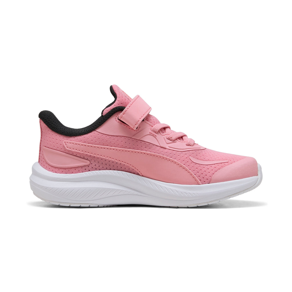 נעלי ספורט לילדות Puma ורוד עם רצועת סקוץ׳ שחורה-שחורה וסוליה לבנה