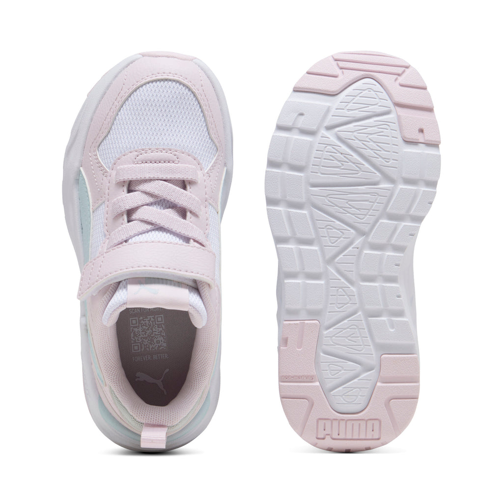 נעלי ספורט בנות Puma פסטל, מבט קדמי וסוליה עם לוגו