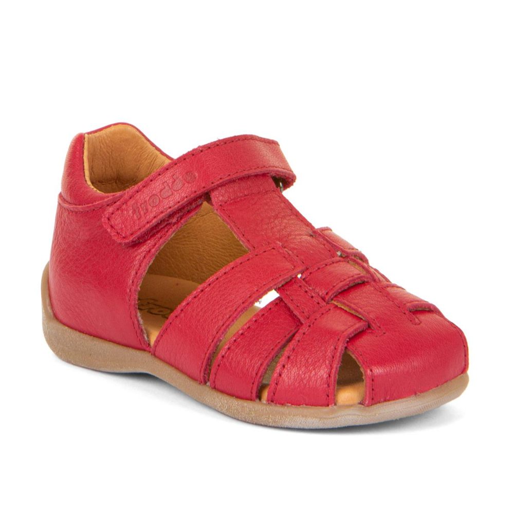 סנדלי צעד ראשון מבית FRODDO אדומים עם שתי רצועות קלועות וסגירה סקוטש